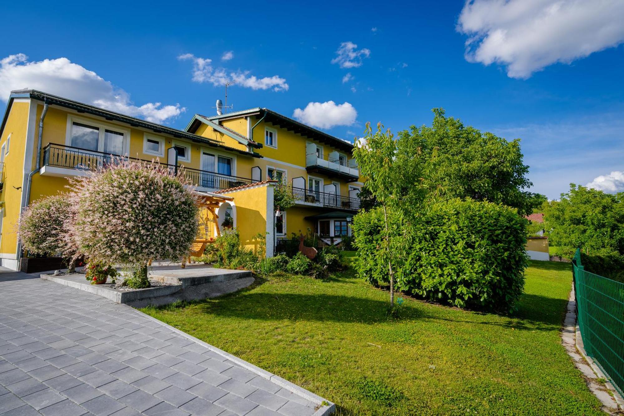 Pension Baumgartner-Berghof Obernberg am Inn Экстерьер фото